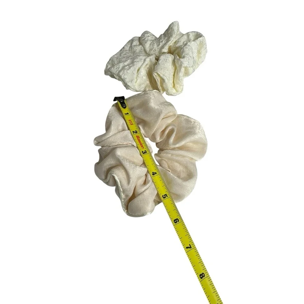 NEW hair ties accessories women girls all hair types lot of 2 WHITE CREAM‎